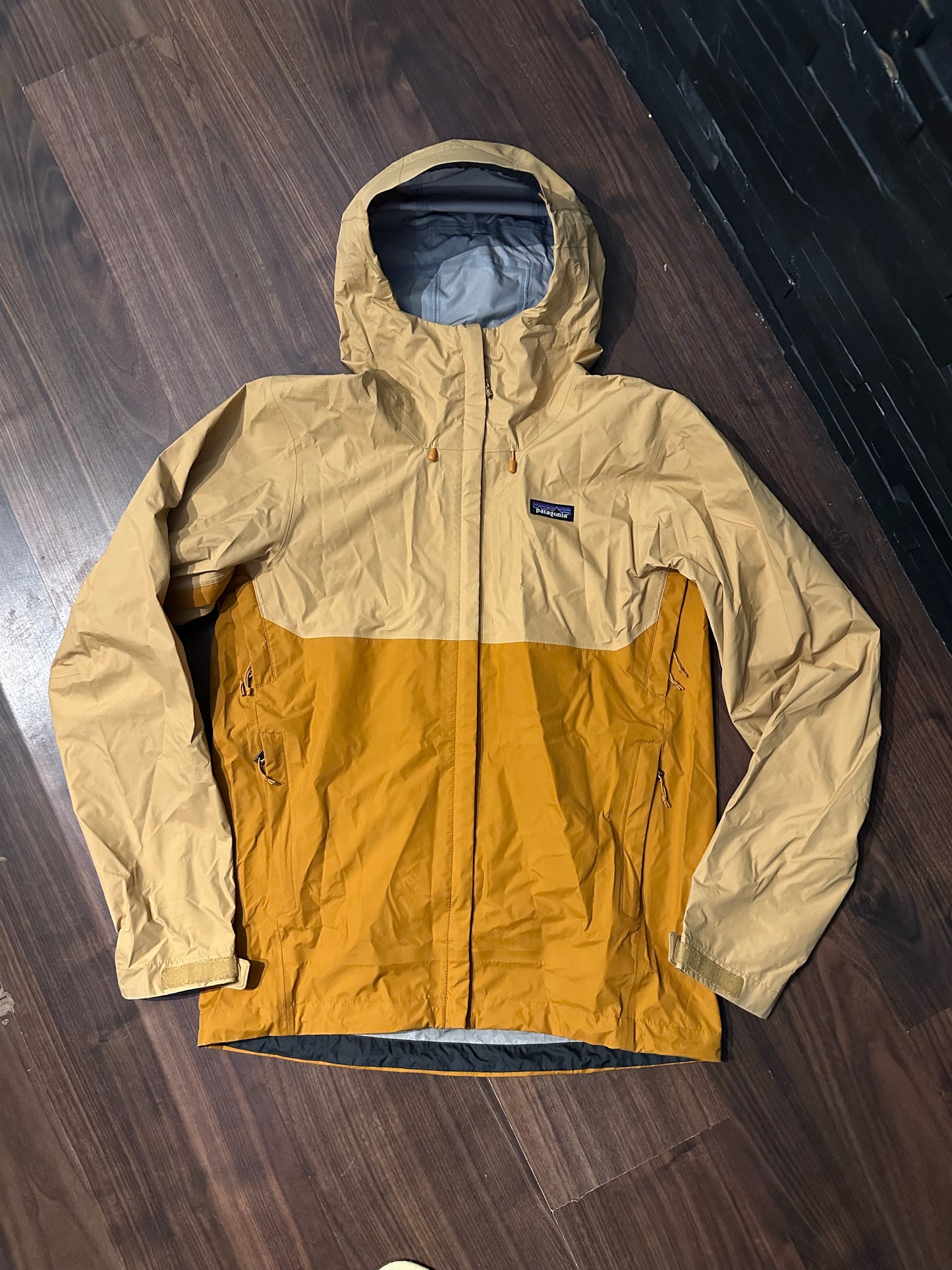 Regen Jacke Patagonia (S Herren) Torrent Shell gelb