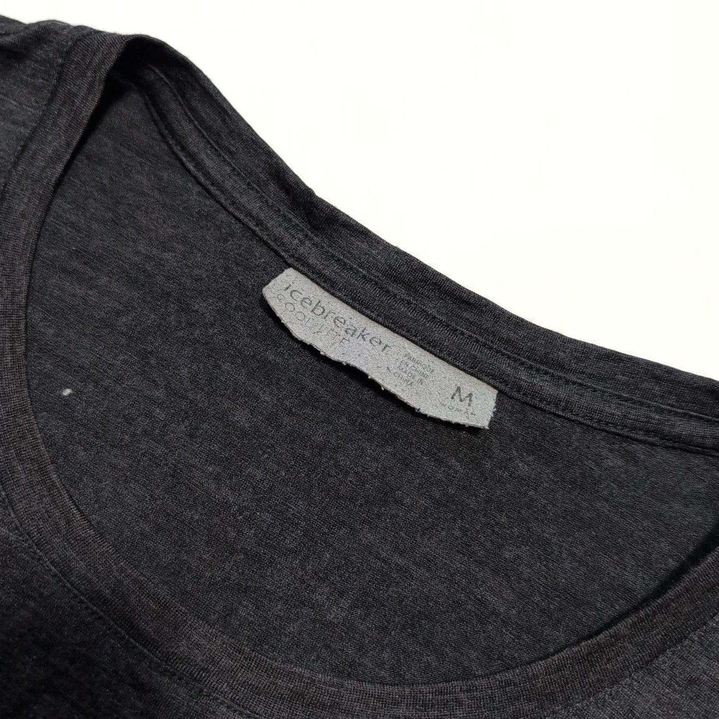 T-Shirt von Icebreaker Merino (M Damen) schwarz
