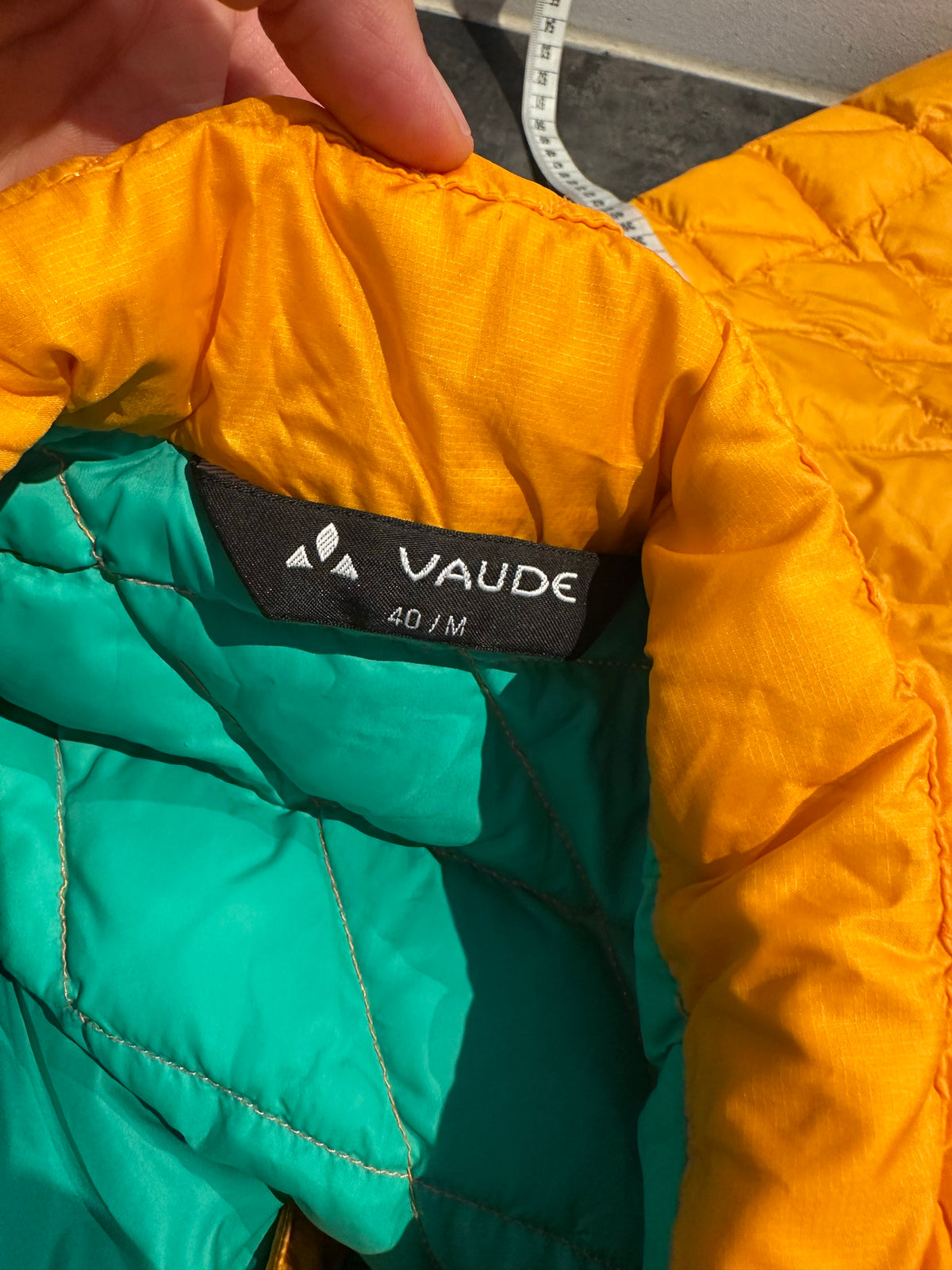 Daunen Jacke von Vaude (M:40 Damen) wasserabweisend gelb