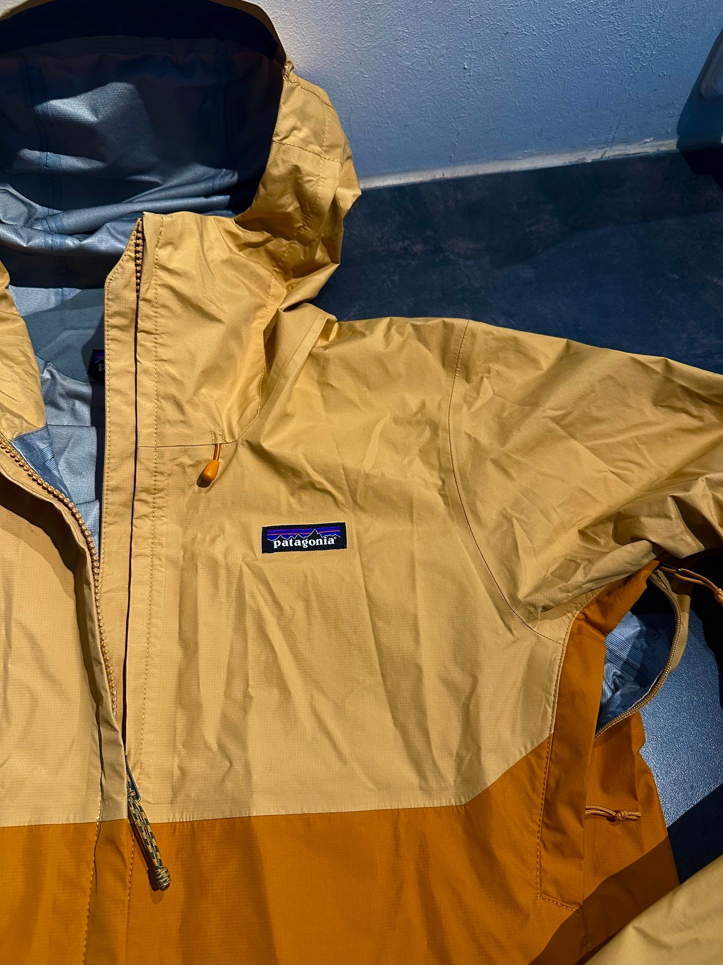Regen Jacke Patagonia (S Herren) Torrent Shell gelb