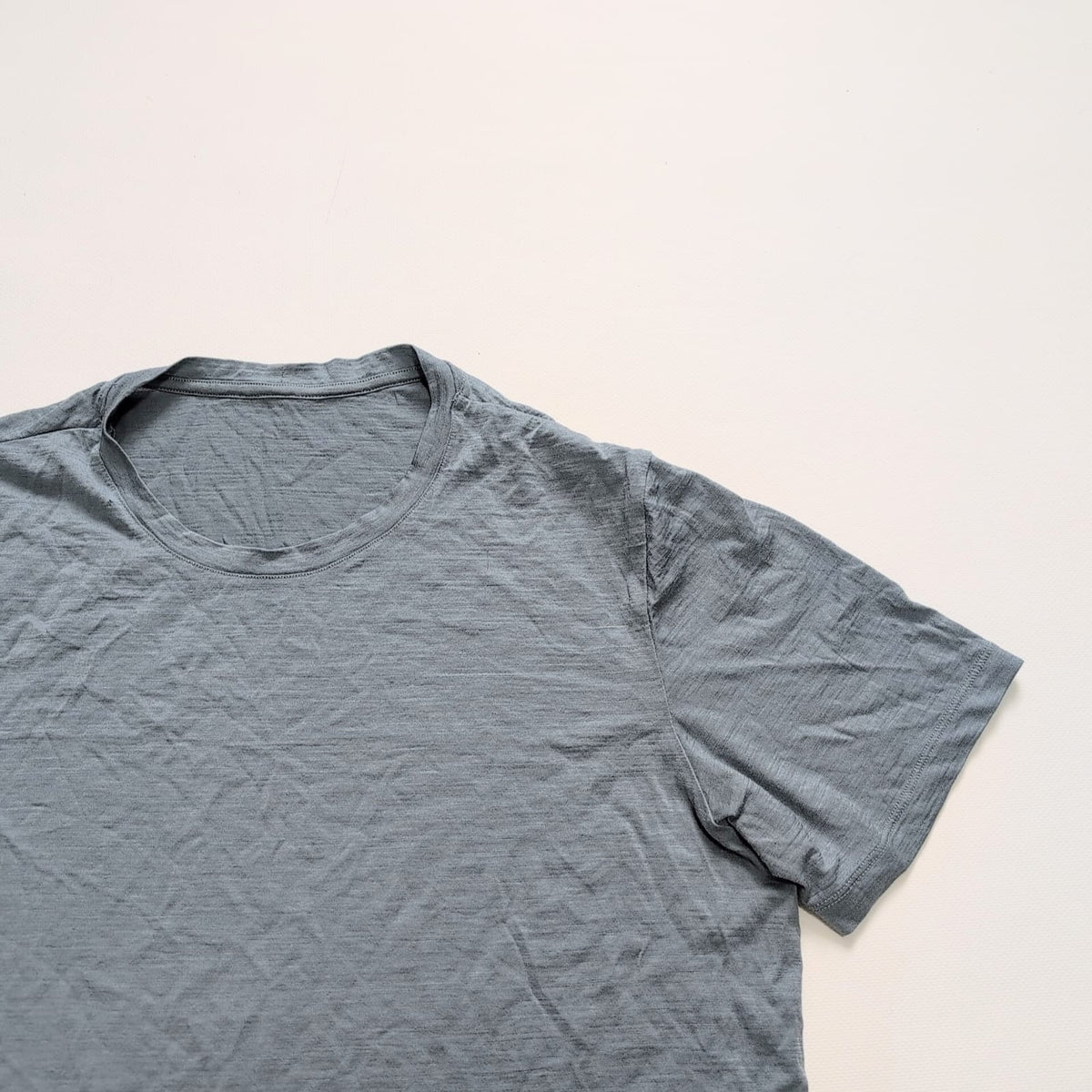 Pure Merino T-Shirt Icebreaker (M Herren) Bodyfit stahlblau
