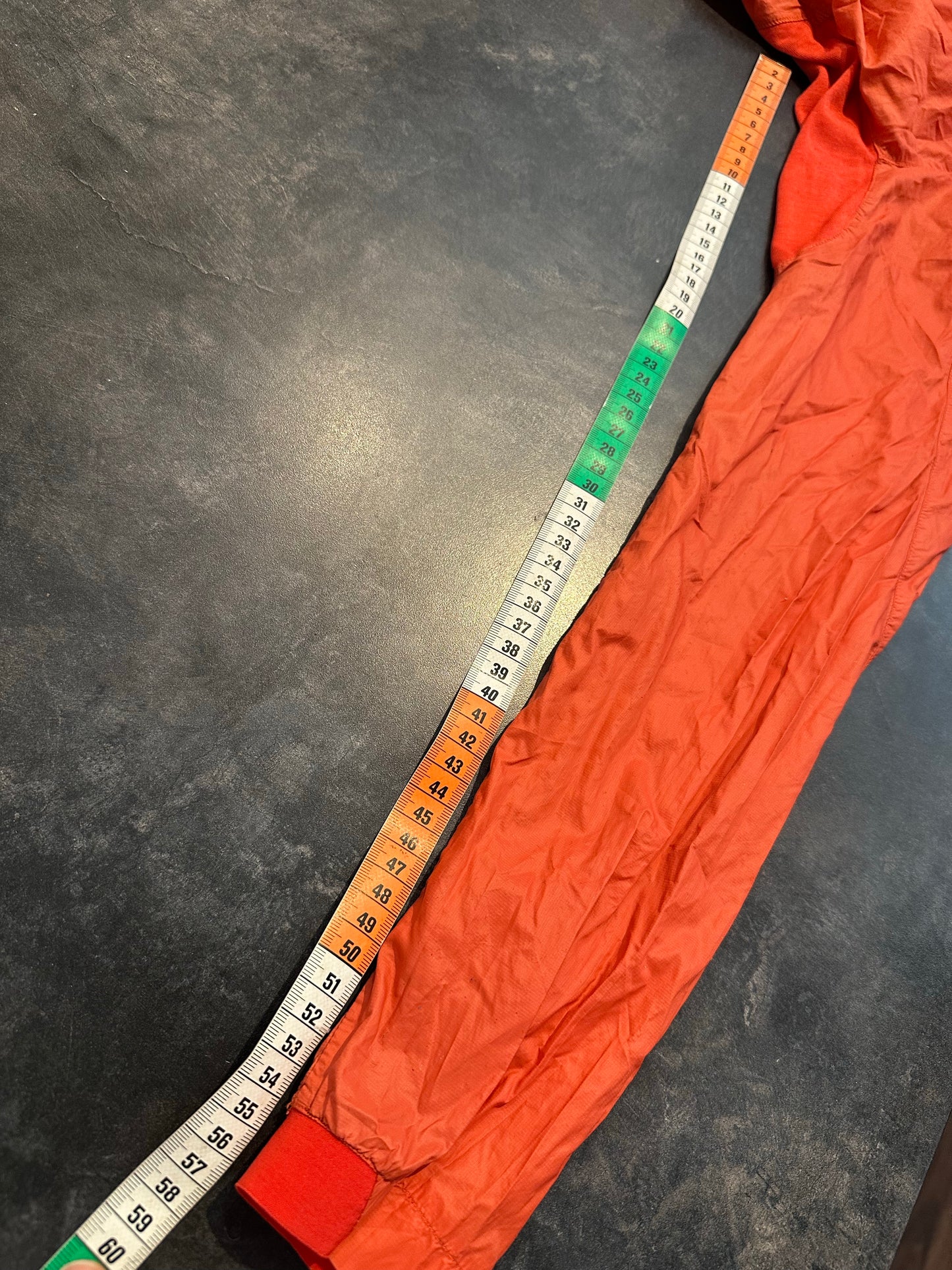Leichte Jacke von Vaude (S-M Damen) korallen rot