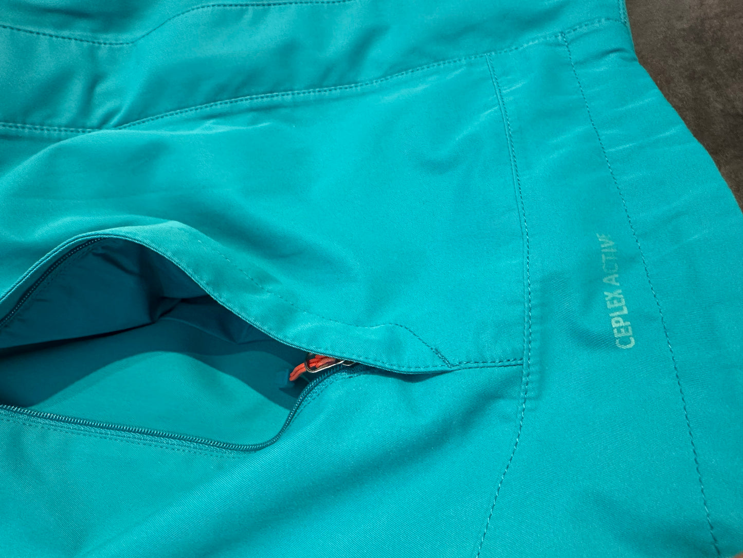 Regen Jacke von Vaude (L-XL Damen ) 3-lagig blau
