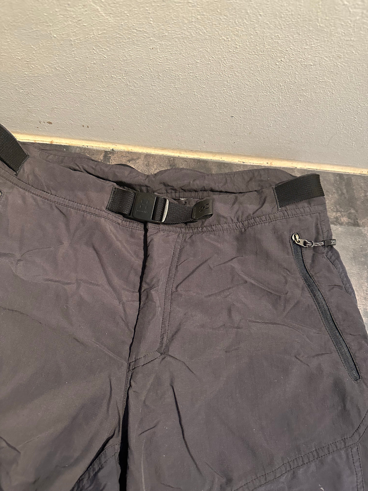 Robuste Trekking Hose von Haglöfs (S Herren) grau