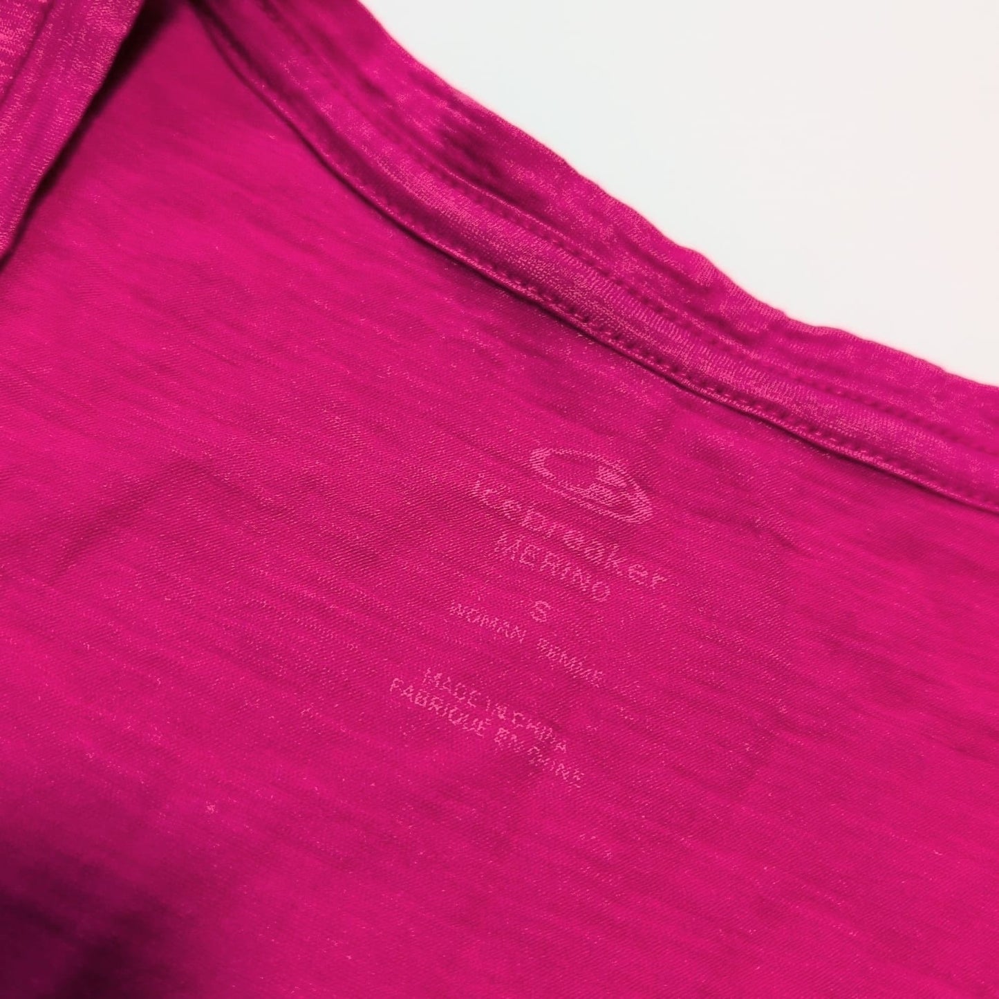 T-Shirt von Icebreaker Merino (S Damen) magenta mit Print