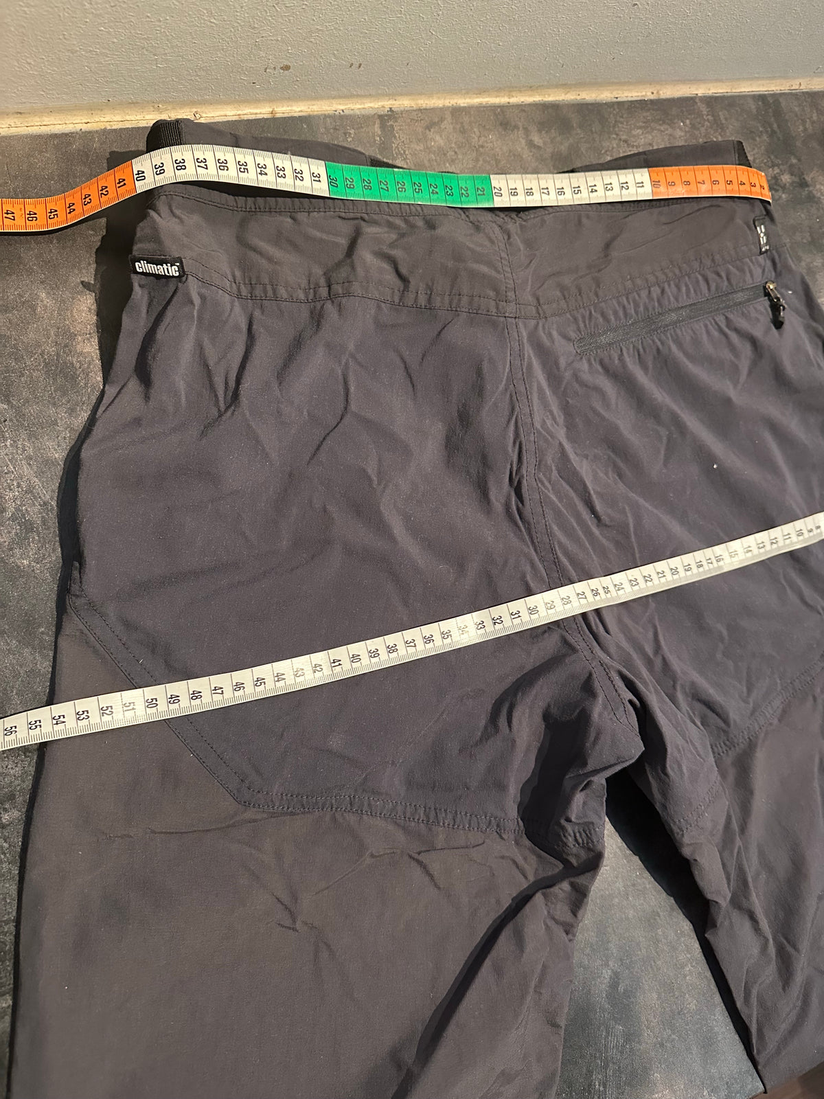 Robuste Trekking Hose von Haglöfs (S Herren) grau
