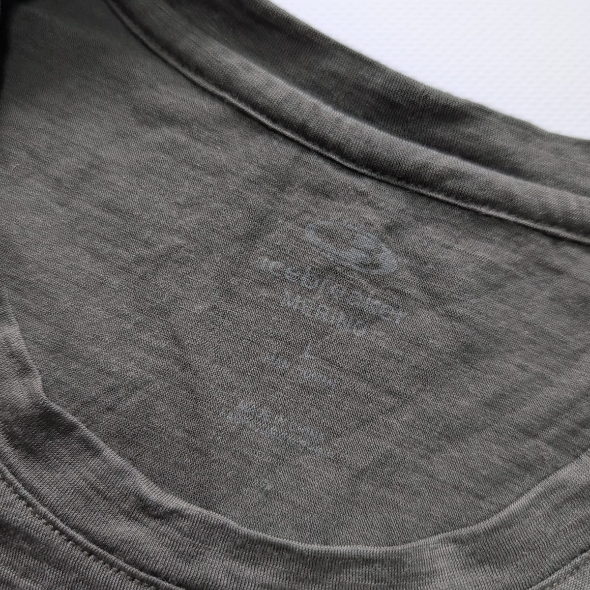 T-Shirt von Icebreaker Merino (L Herren) grau mit Print