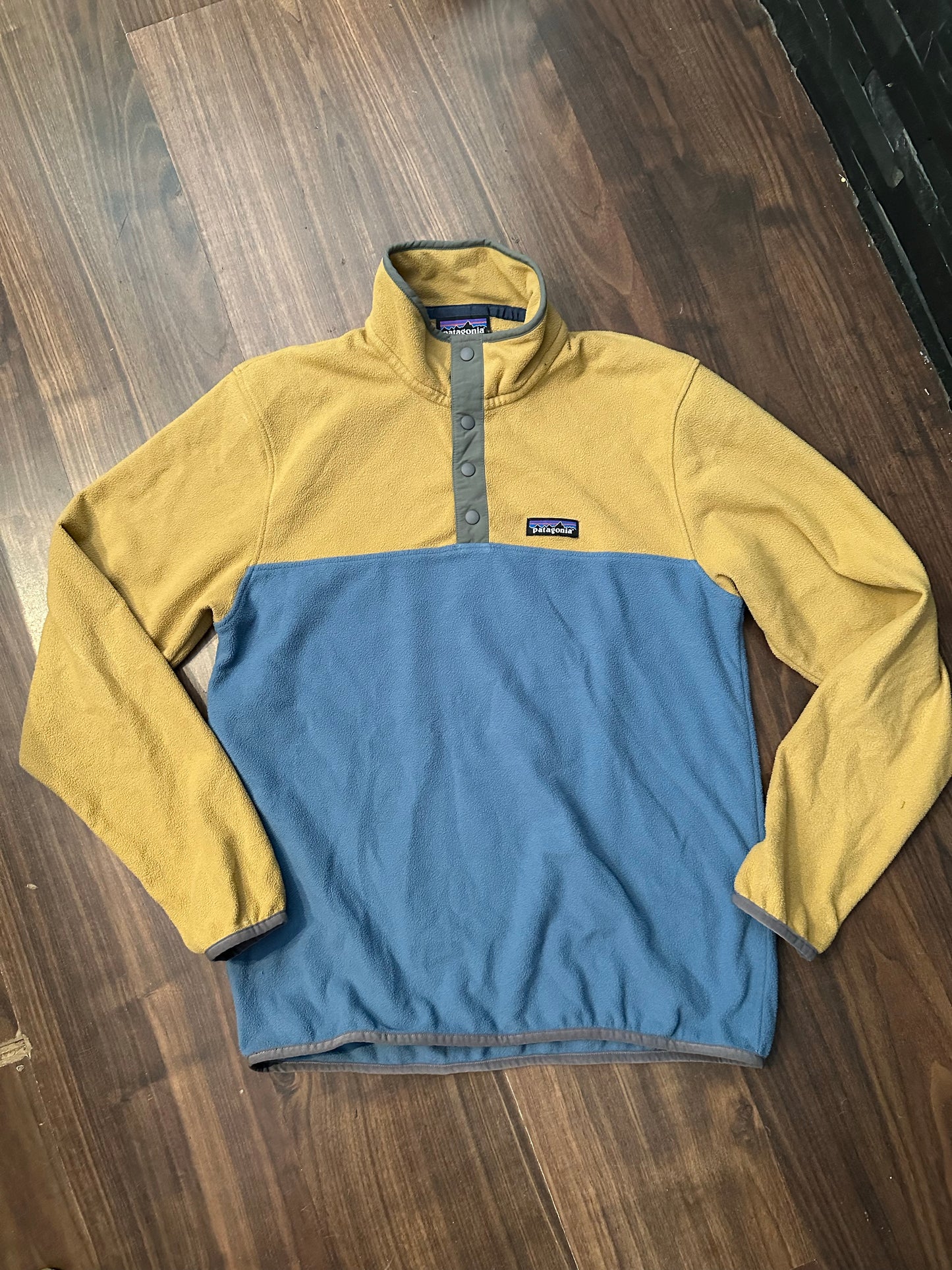 Patagonia Fleece Pullover (S Herren) Synchilla gelb marineblau