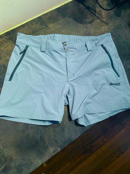 Shorts von Bergans (XL Damen) kurze Kletterhose stahlblau