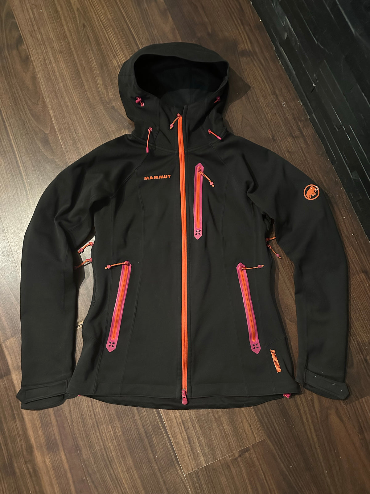 Jacke Mammut EXTREME EIGER (M Damen) Windstopper schwarz