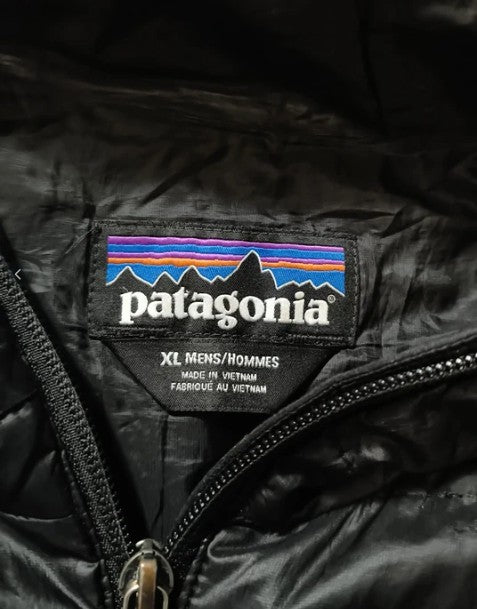 Leichte Isolations Jacke Patagonia Nano Puff (XL Herren) schwarz