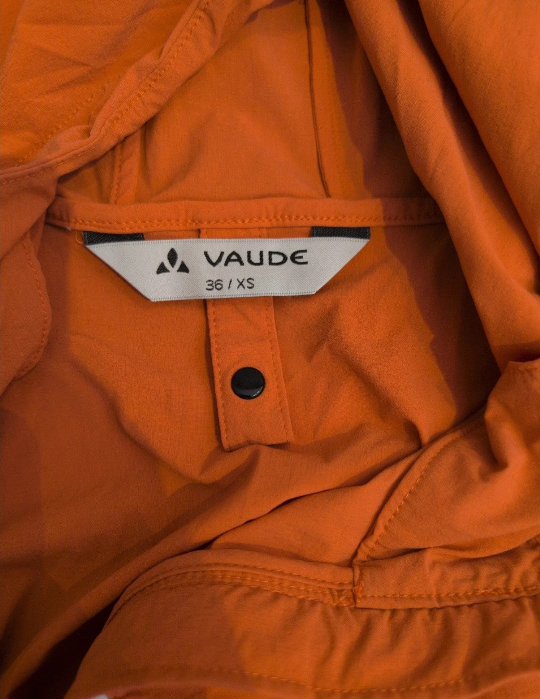 Leichte Jacke von Vaude (XS Damen) Kapuze orange